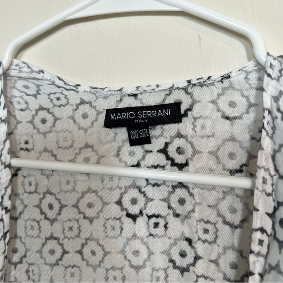 Mario Serrani Ladies' B+W Fashion Wrap One Size - Picture 2 of 10